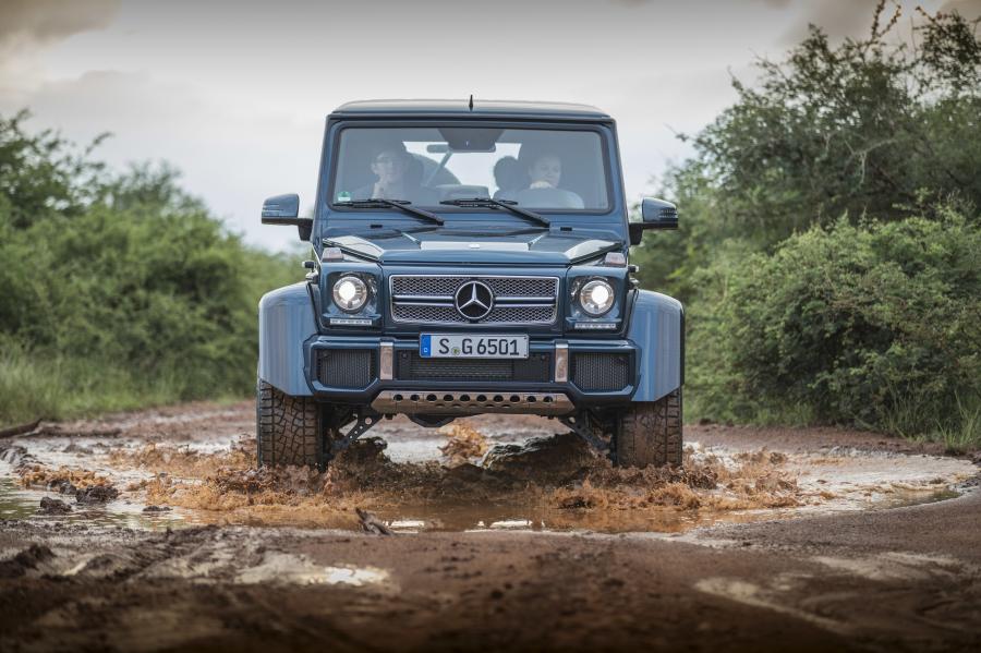  Mercedes-Maybach G650 Landaulet 2017 года  (WW) (фото 32 из 52)